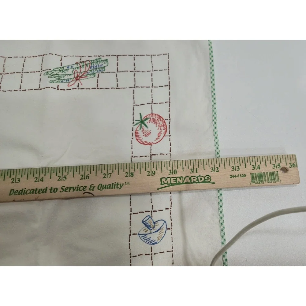 Vintage Embroidered Tablecloth Kitchen Fruit & Veggies 33